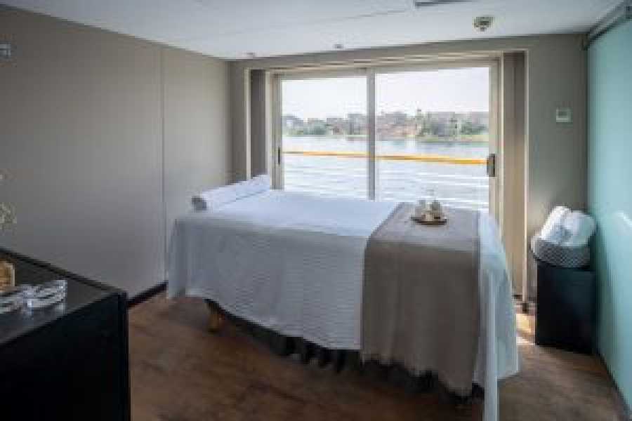 Tours to Egypt Movenpick Royal Lily Nile Cruise 5 Days Luxor to Aswan 2024/2025