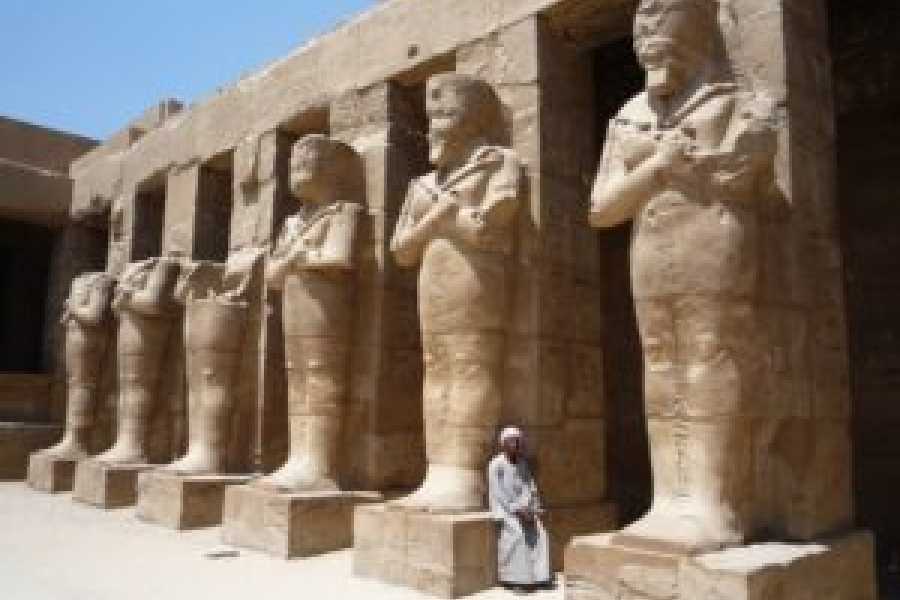 Tours to Egypt 8 Days Egypt Pyramids Tour with Nile Cruise Aswan to Luxor 2024/2025