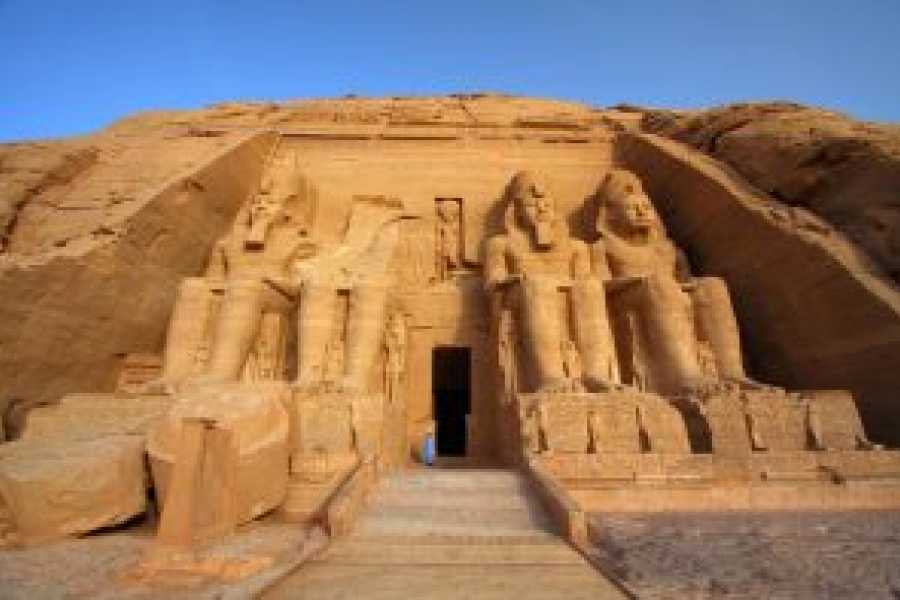 Tours to Egypt FORFAIT DE 8 JOURS AU CAIRE, &Agrave; LOUXOR ET &Agrave; P&Eacute;TRA 2024/2025