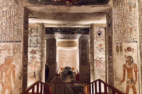 Guided Tour to Valley of the kings from Luxor