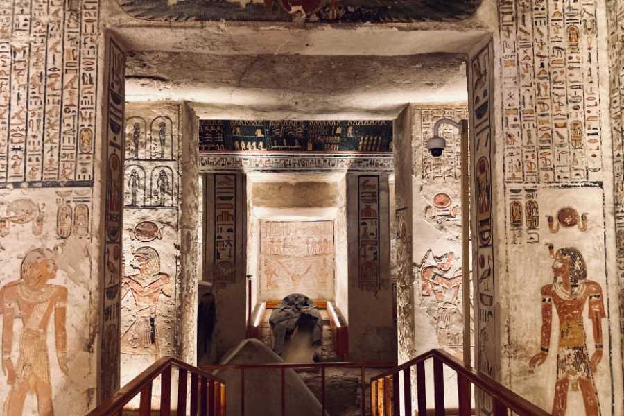 Egypt Tour packages Guided Tour to Valley of the kings from Luxor