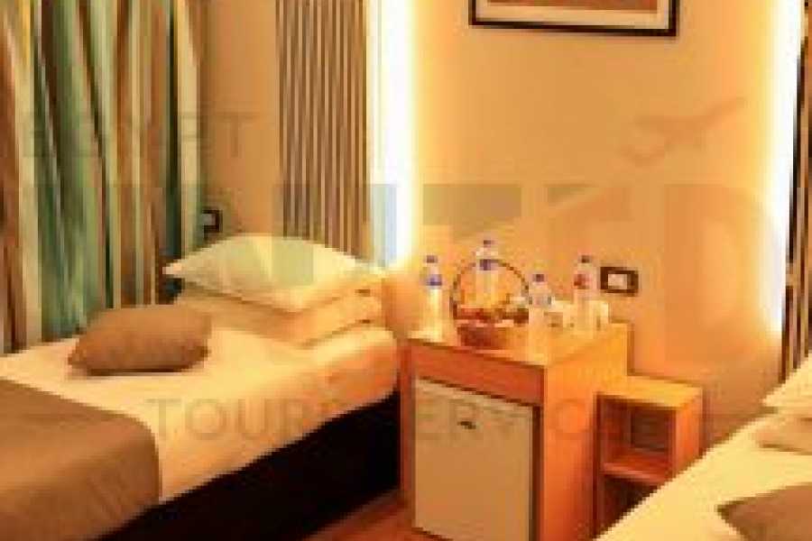 Tours to Egypt CROISI&Egrave;RE SUR LE NIL &Agrave; BORD DU DAHABIYA ORIENT STAR 5 JOURS