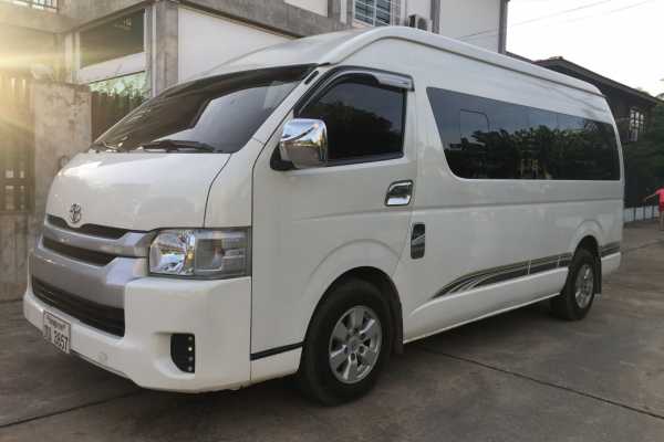Hire a car tour Luang prabang