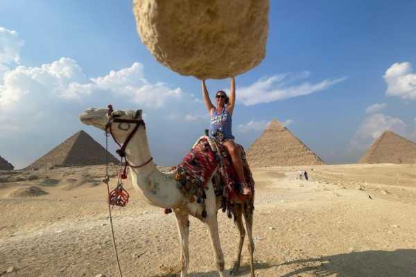Excursie to giza pyramids,sakkara and Dahshour