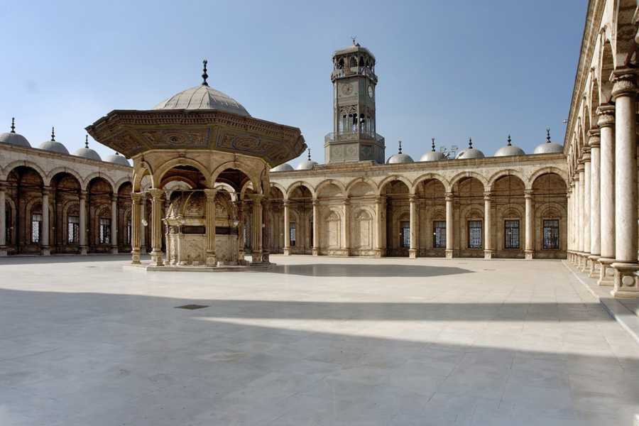 Egypt Tour packages Day Trip to Cairo from Makadi by flight