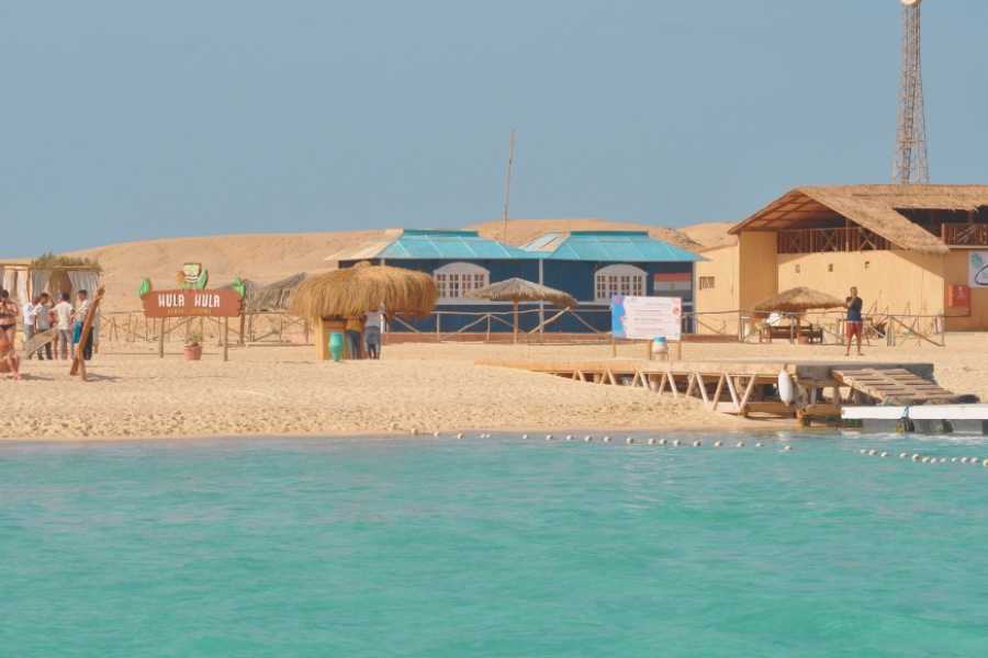Egypt Tour packages Orange Island snorkeling Trip from Makadi