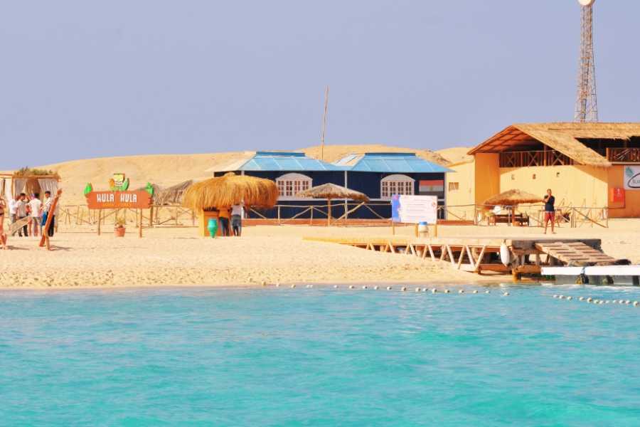 Egypt Tour packages Orange Island snorkeling Trip from Makadi