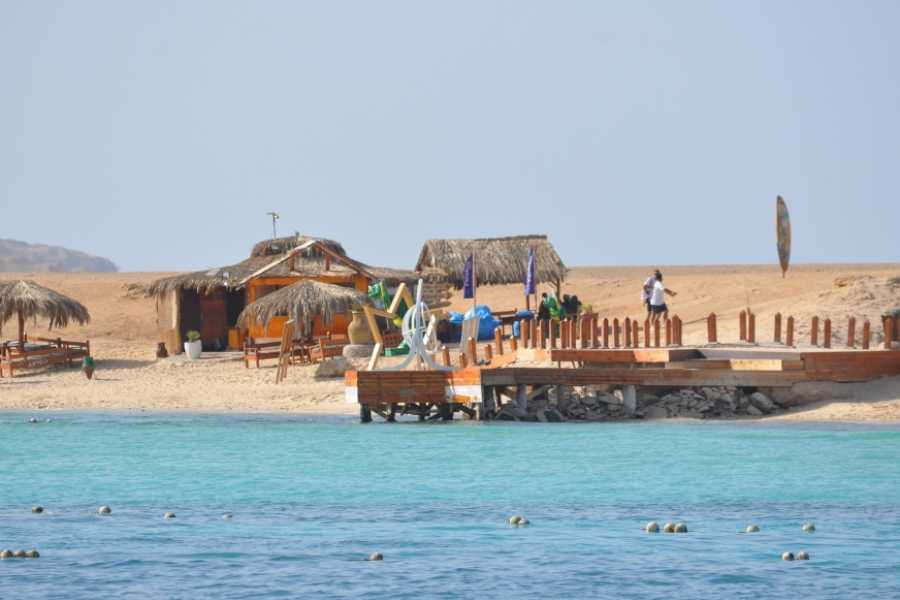 Egypt Tour packages Orange Island snorkeling Trip from Makadi