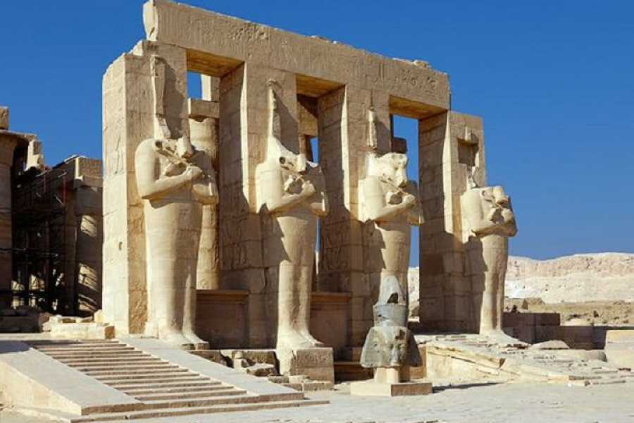 Egypt Tour packages 5 Days Nile cruise from Makadi