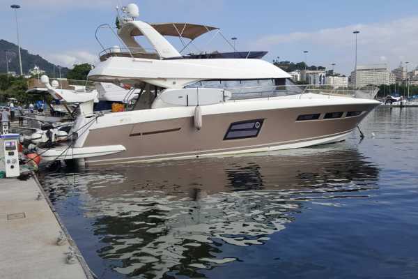 Prestige 600- 60ft Yacht Tour to Ilhas Cagarras