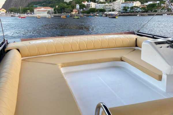 Intermarine 440- 44ft Yacht tour to Cagarras Islands
