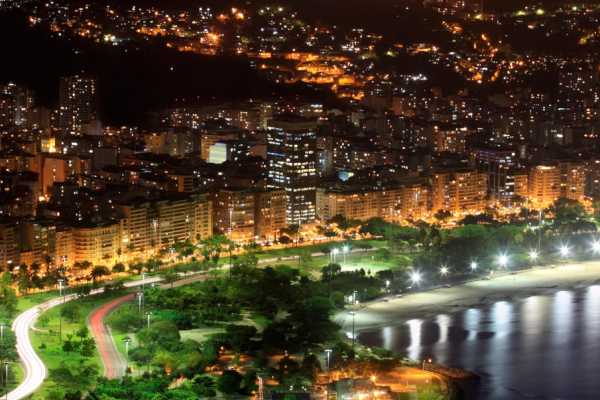 36ft Speedboat to Flamengo, Botafogo and Mureta da Urca and Vermelha Beach