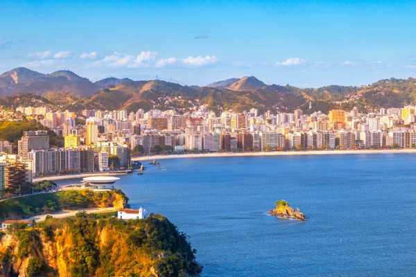 36ft Speedboat ride to Rio and Niter&oacute;i Coastline