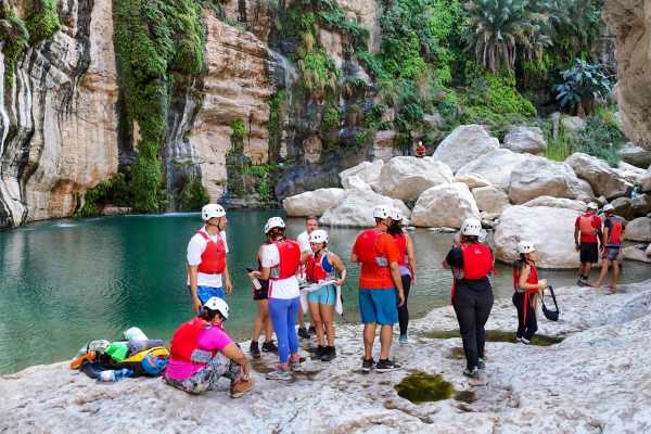 Discover Wadi Tiwi & Mibam