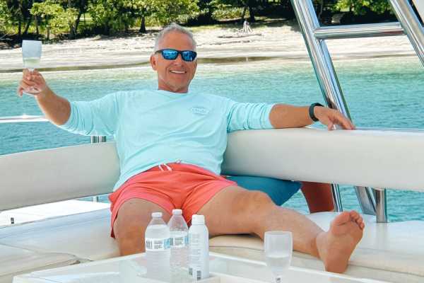 Royal Quest Private Yacht Tour