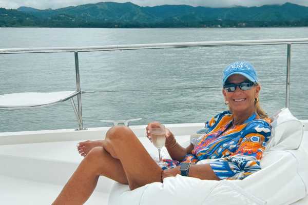 Royal Quest Private Yacht Tour