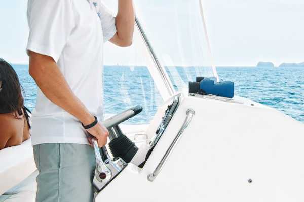 Royal Quest Private Yacht Tour