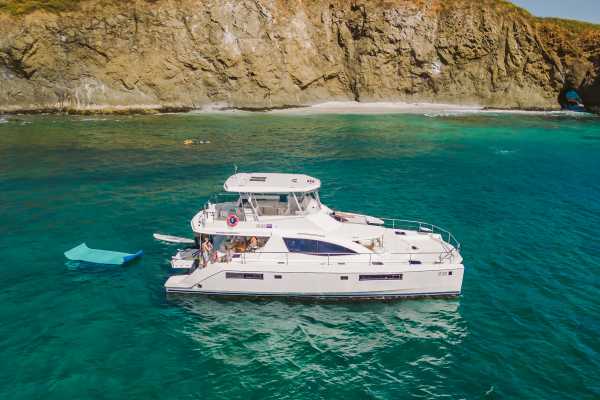 Royal Quest Private Yacht Tour