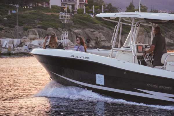 Sunset Cruise, Dileon