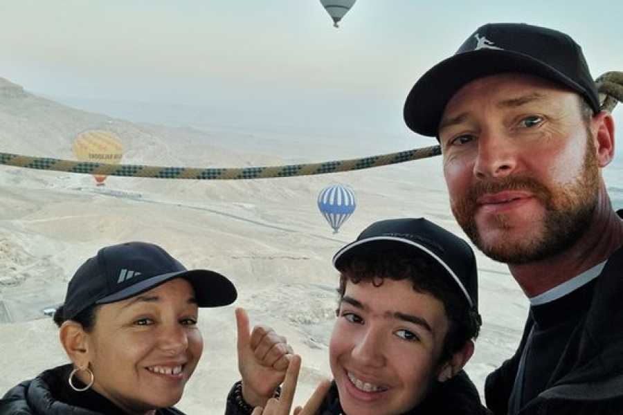 Egypt Tour packages 2 Day Tour to Luxor from Hurghada with hotair balloon