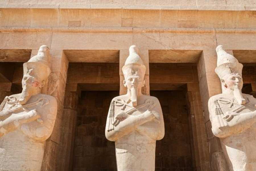 Egypt Tour packages 2 Day Tour to Luxor from Hurghada with hotair balloon