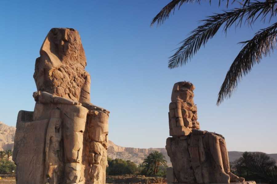 Egypt Tour packages 从赫尔格达乘坐热气球前往卢克索2 日游