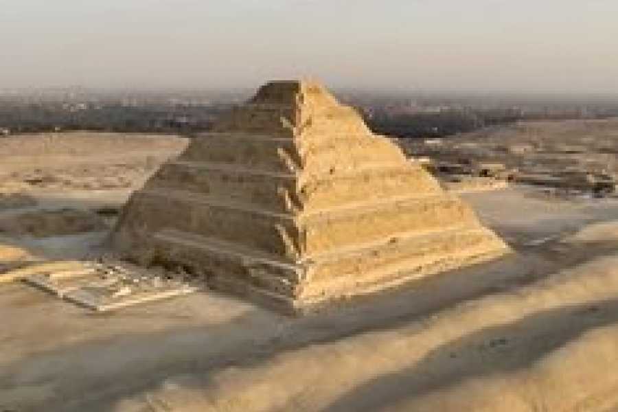 Bastet Travel Egypt Day Trip to Pyramids from Cairo