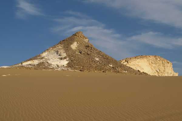 Budget White Desert Camping tour deluxe tours