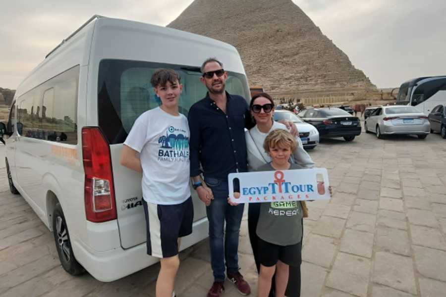 Egypt Tour packages Trip to giza pyramids,Sakkara and Dahshour from Port said