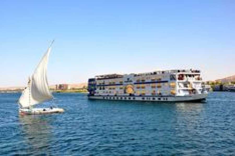 Bastet Travel Egypt Luxury MS  acamar Nile Cruise