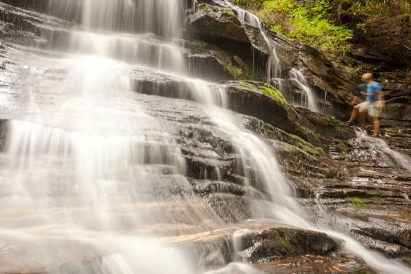 Waterfall Trekking Adventure in the Serra Mountains