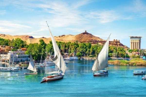 Private Overnight trip to Abu Simbel from Aswan by Car
