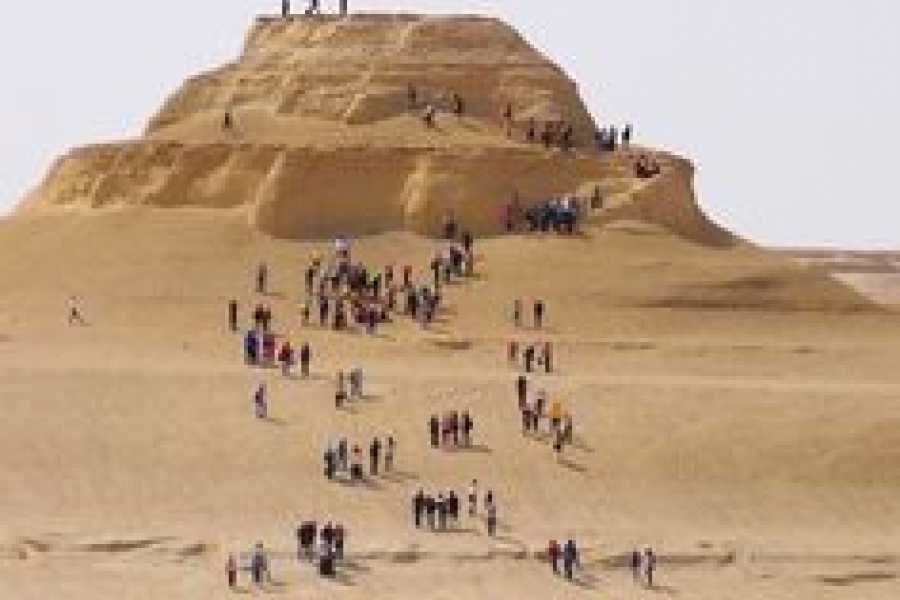 Bastet Travel Egypt Valley of the Whales tour from Cairo