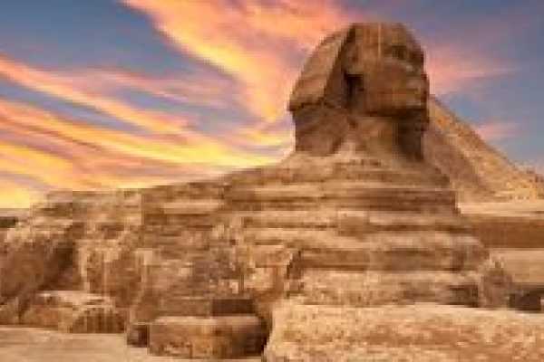 Tour to Giza Pyramids Memphis and Sakkara