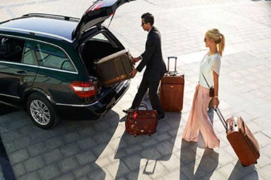 Bastet Travel Egypt Private Transfer from Hotel to Cairo Airport