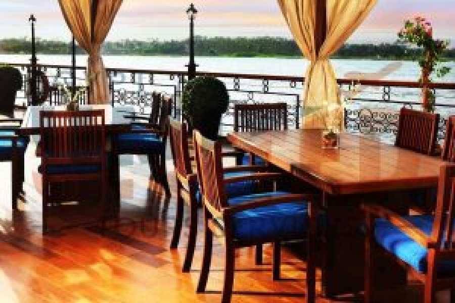 Tours to Egypt Top-Rated 4 Days MS Amoura Dahabiya Nile Cruise From Aswan