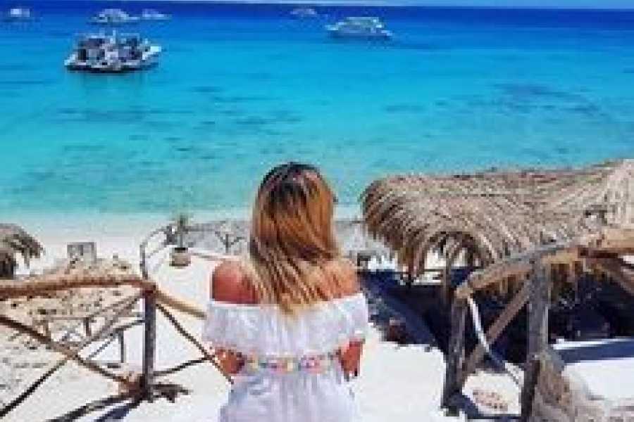 Bastet Travel Egypt Cairo Nile Cruise and Hurghada New Year Tours