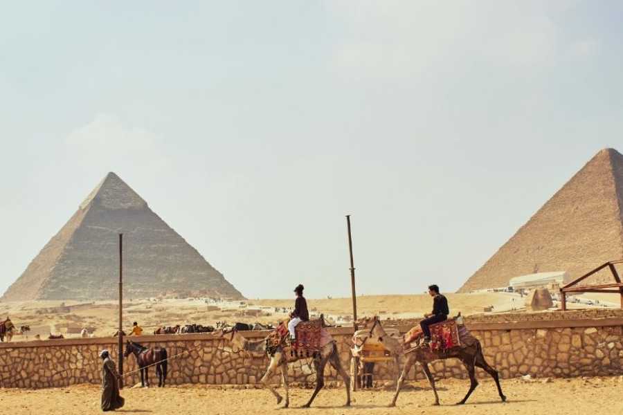Egypt Tour packages 4 Day Trip to Cairo and the desert