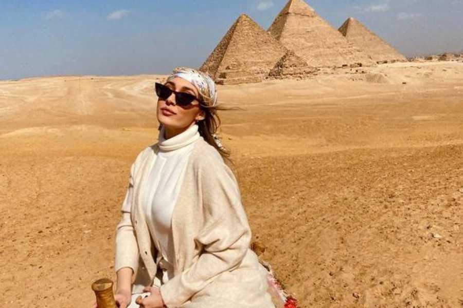 Bastet Travel Egypt Overnight Tour to Bahariya Oasis and White desert
