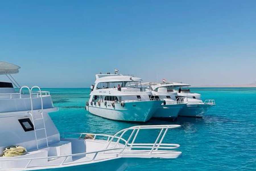 Bastet Travel Egypt Cairo Overnight Trip From Sharm El-Sheikh By Plane
