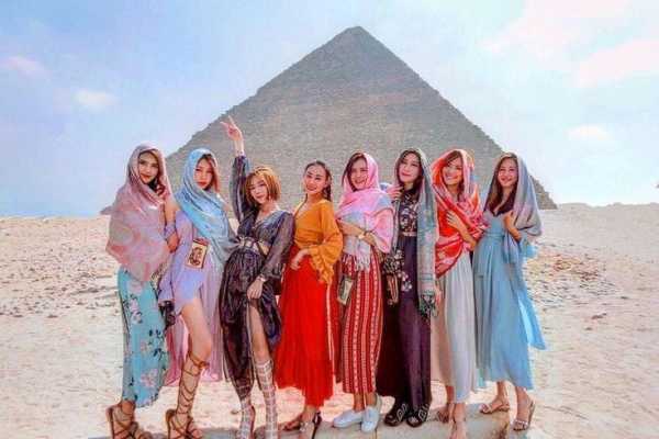 4 Days Classic Tour to Giza Pyramids and Cairo Sightseeing