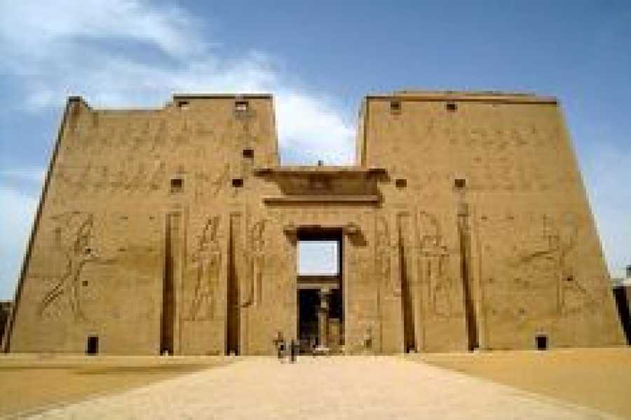 Bastet Travel Egypt 7 Days Egypt Christmas Trip Cairo with Nile Cruise 2025/2026