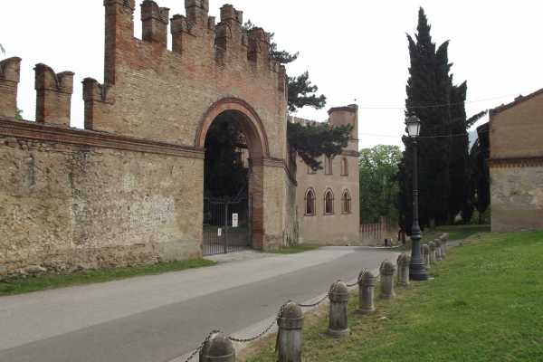 Via degli Dei in Autonomia - 6 giorni + Bologna