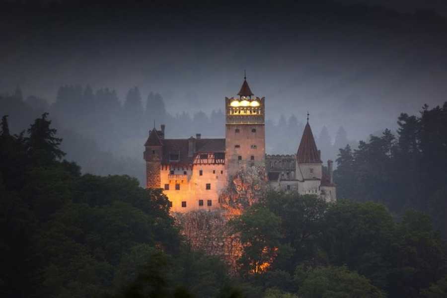 Carpathian Travel Center CJ05 - Mysteries of Transylvania: Bran Castle & Sighisoara