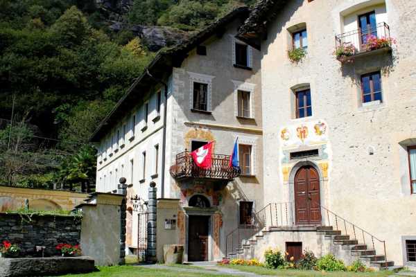 Un tour di mezza giornata alla scoperta del potere idroelettrico della Centrale Verbano