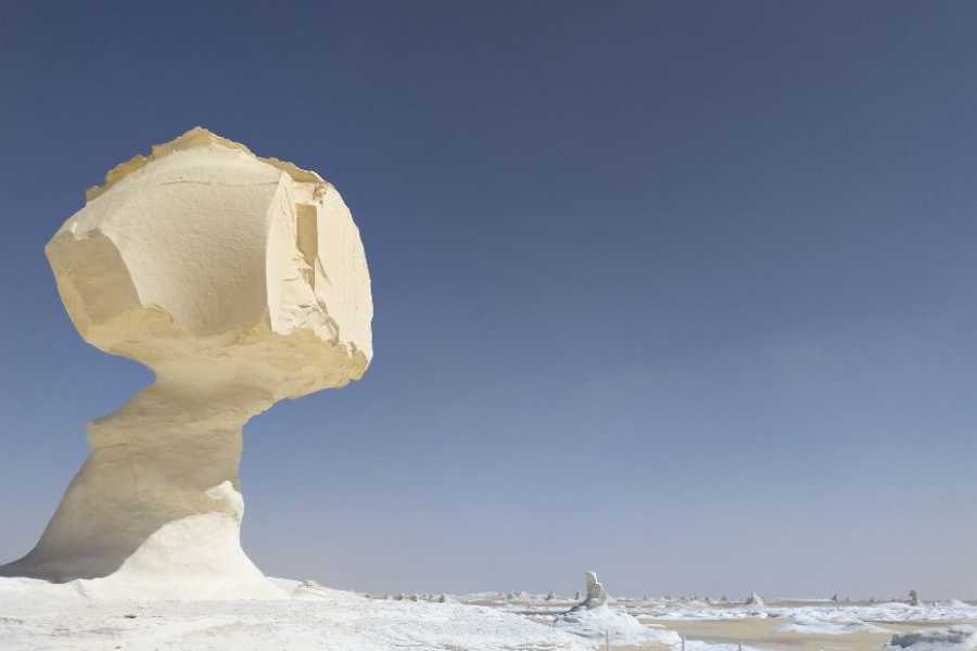 Egypt Tour packages 10 Day Egypt Itinerary with Nile cruise with white desert