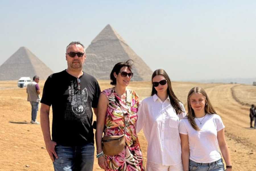 Egypt Tour packages Transfer from Sphinx Airport to Hotel in Giza