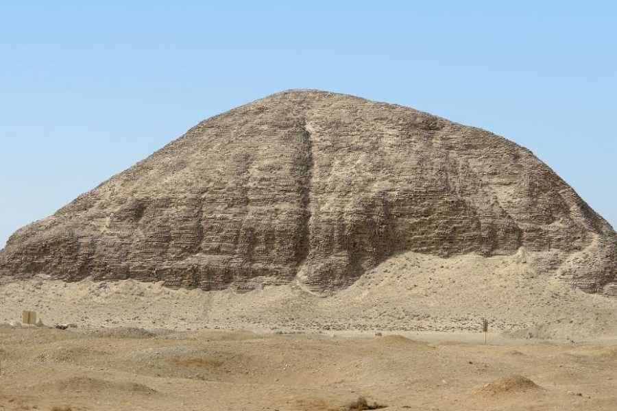Egypt Tour packages 2 Day trip to Wadi El Hitan and Fayoum Pyramids from Cairo