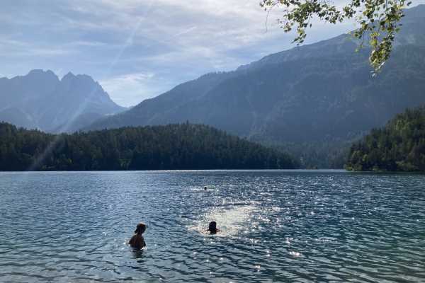 Wonderful 2 Lakes Hike in Nature Reserve