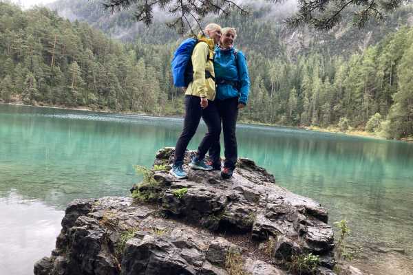 Wonderful 2 Lakes Hike in Nature Reserve